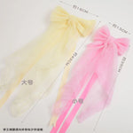 ruban fenêtre dentelle rose clair jaune clair vert pastel moderne décoratif romantique translucent attache