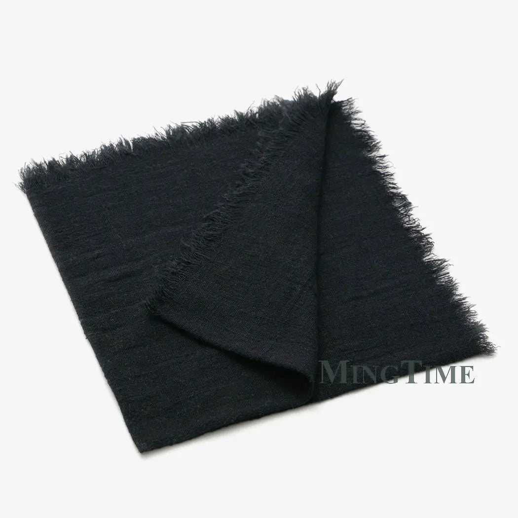 serviette table moderne gris rose pâle franges bord texture rugueuse opacité rustique
