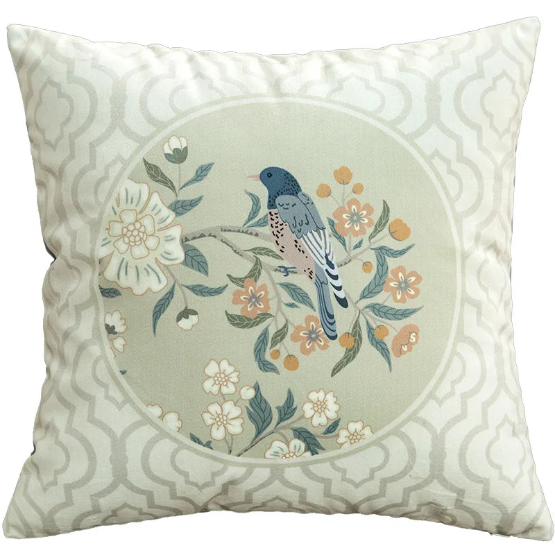 coussin décoratif motif oiseaux fleurs traditionnel tissu velours couleur beige opacité 45x45cm usage lit