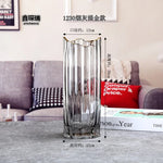 vase verre transparent moderne rayures horizontales couleurs vert gris rose rouge dorés fleurs artificielles
