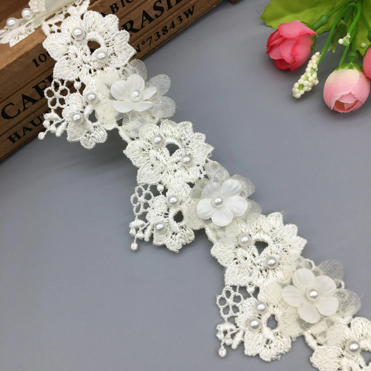 dentelle florale 3d polyester coton mariage chapeau robe blanche rose romantique