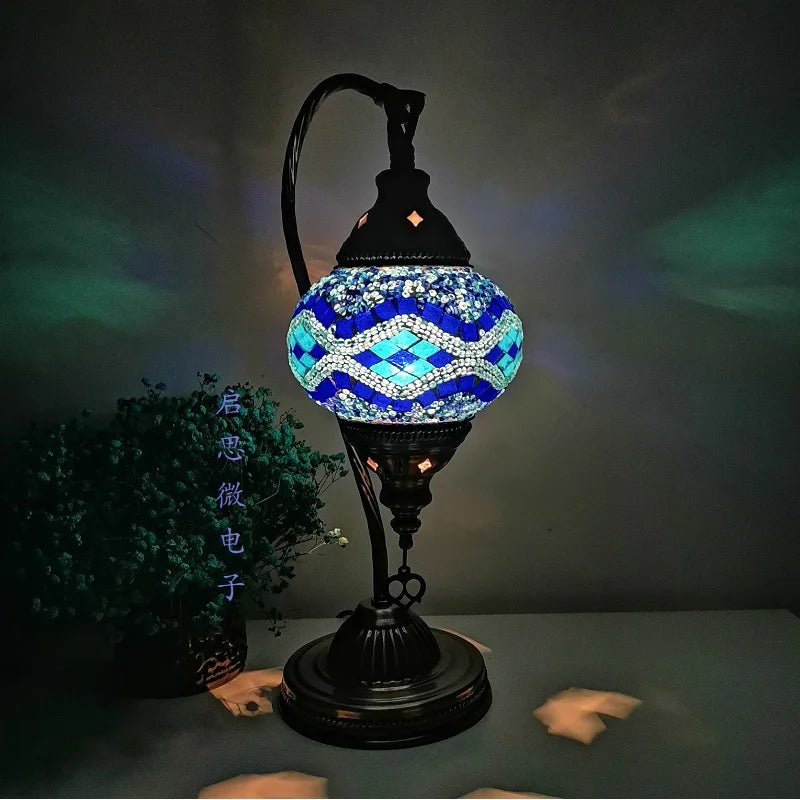 Lampe de table art déco avec abat-jour vert