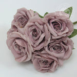 bouquet roses artificielles violettes blanches rose pâle mariage anniversaire décoration intérieure classique