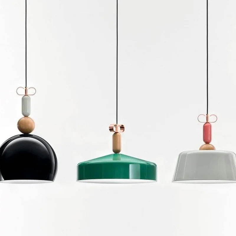 Lampe suspendue dans une chambre à coucher moderne
