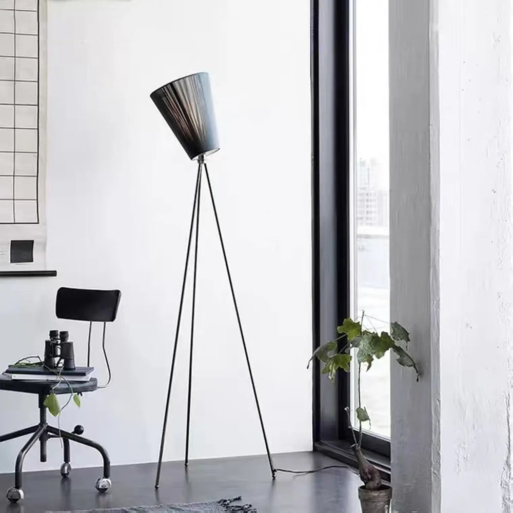 lampe sol bois moderne noir conique mat haut bas toucher interrupteur led 165cm