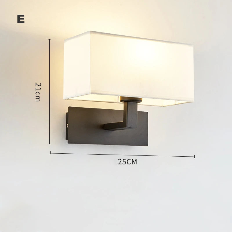 lampe murale moderne abat jour tissu noir blanc éclairage chambre salon entrée minimaliste