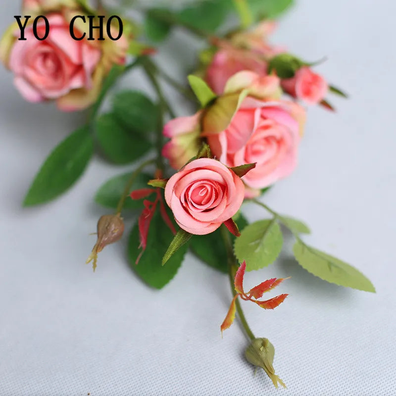 décoration mariage bouquet artificiel roses longues tiges feuilles vertesintérieur blanc roseclair pale