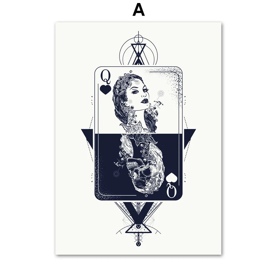 Une carte à jouer originale mettant en scène un personnage féminin orné de motifs floraux et symboliques.