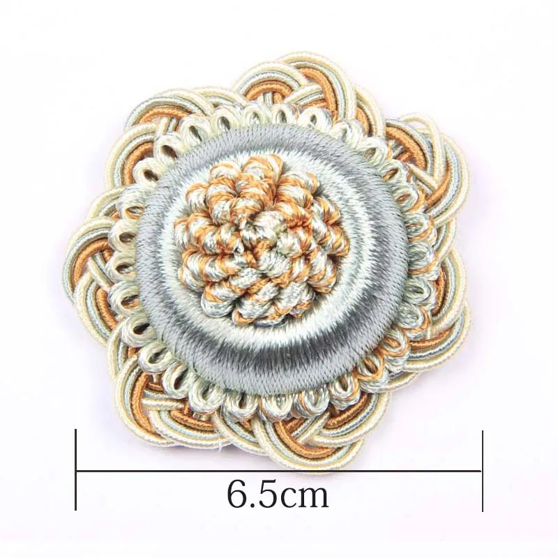 accessoire decoratif rideau fleur relief or argent noir rose bleu marron clips artisanal