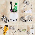 accessoires salle bain chrome cristaux motifs dorés porte savon dentifrice serviettes goblets sèche cheveux