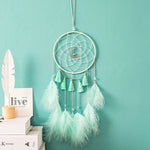 attrape rêves bleu clair gris plumes wicker boho chic chaines métalliques ornemental suspension décoration
