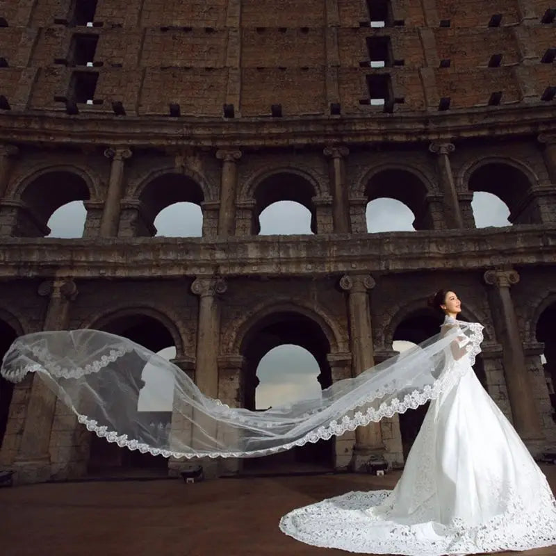 voile mariée femme blanc dentelle florale bord festonné classique cathédrale opacité festive