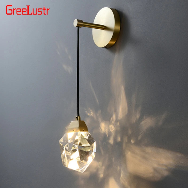 appliques murales led cristal or transparent modernes fixées mur contemporaines