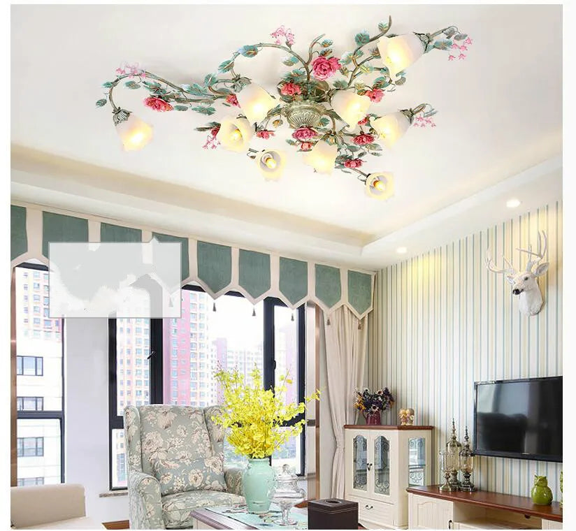 plafonnier floral moderne blanc doré feuilles fleurs chambre salon lumières