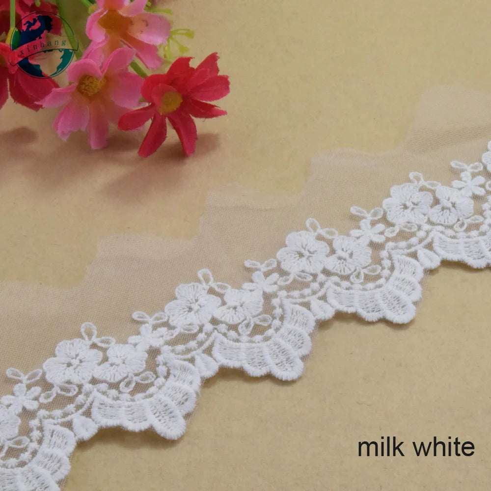 ruban dentelle coton blanc motifs floraux 5.5cm largeur tulle transparent semi transparent romantique délicat