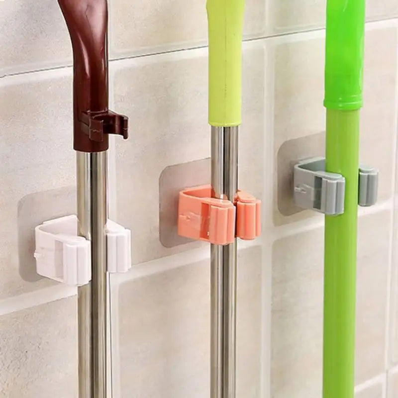 porte balai mural adhésif blanc gris vert moderne transparent pratique