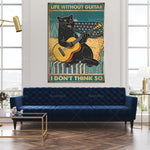 Une illustration vintage d'un chat noir jouant de la guitare avec le texte "Vie sans guitare, je ne pense pas" affichée sur un mur blanc.
