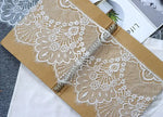 dentelle polyester coton 25cm 46cm blanc noir floral brodée translucide classique élégant clips emballage