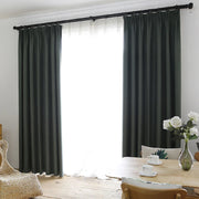 rideaux occultants tissu texturé gris foncé blanc cassé bleu gris isolation thermique moderne plissé