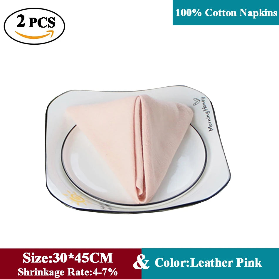 Serviettes de table en coton 100% de couleur rose cuir, de taille 30 x 45 cm avec un taux de rétrécissement de 4 à 7%.