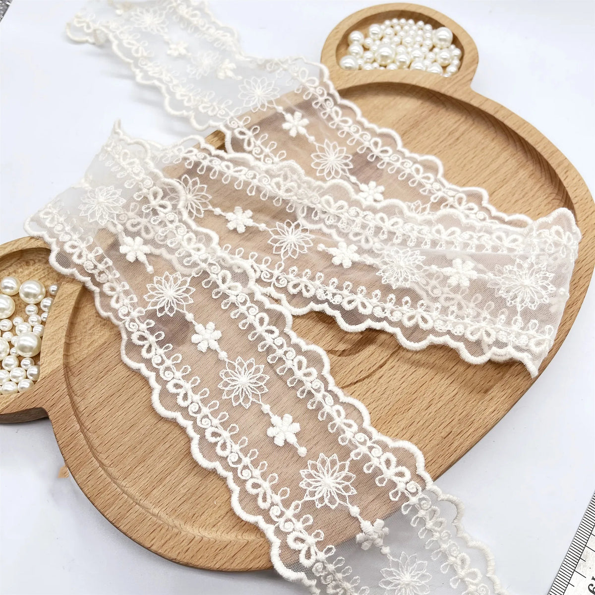 ruban dentelle fleurs blanches classique blanc soluble eau coton polyester artisanat couture