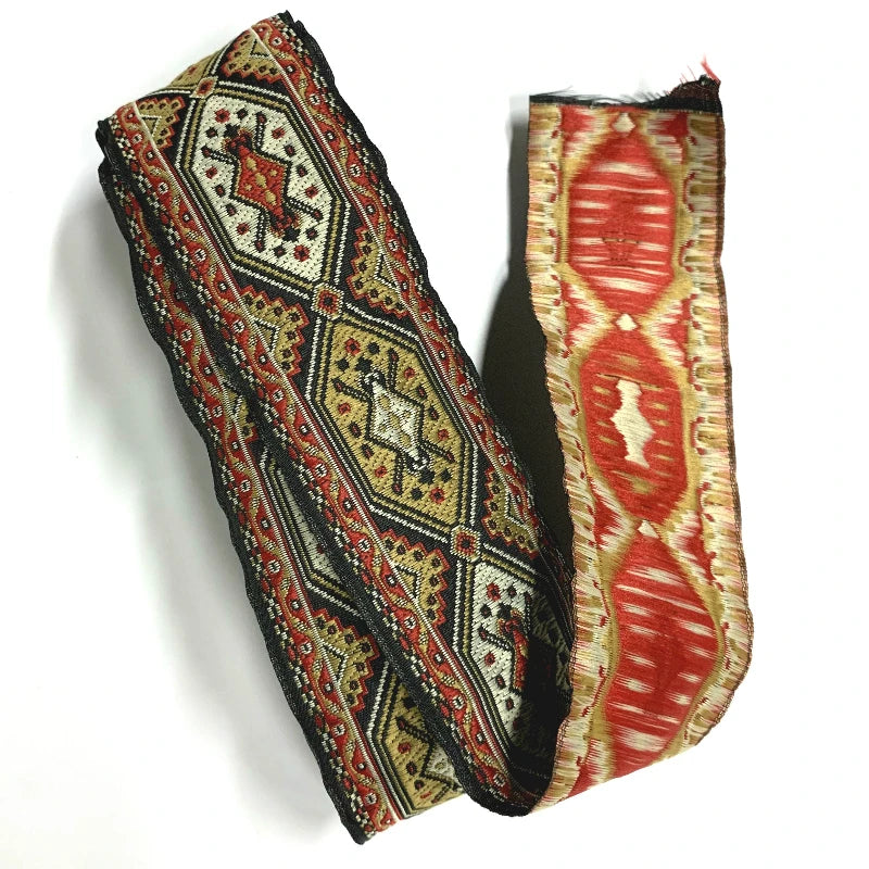 ruban gros grain motif géométrique ethnique noir beige rouge blanc 100% polyester 2cm 3.3cm