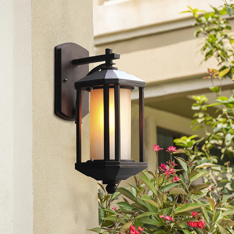 lampe murale industrielle classique noir abat jour beige translucide vis fixations cuisine chambre coucher