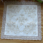 Détail dentelle coussin décoratif Ombre Interieur