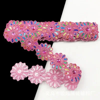 ruban décoratif fleurs strass brodé polyester rose bleu orange jaune marron opacité 6cm large