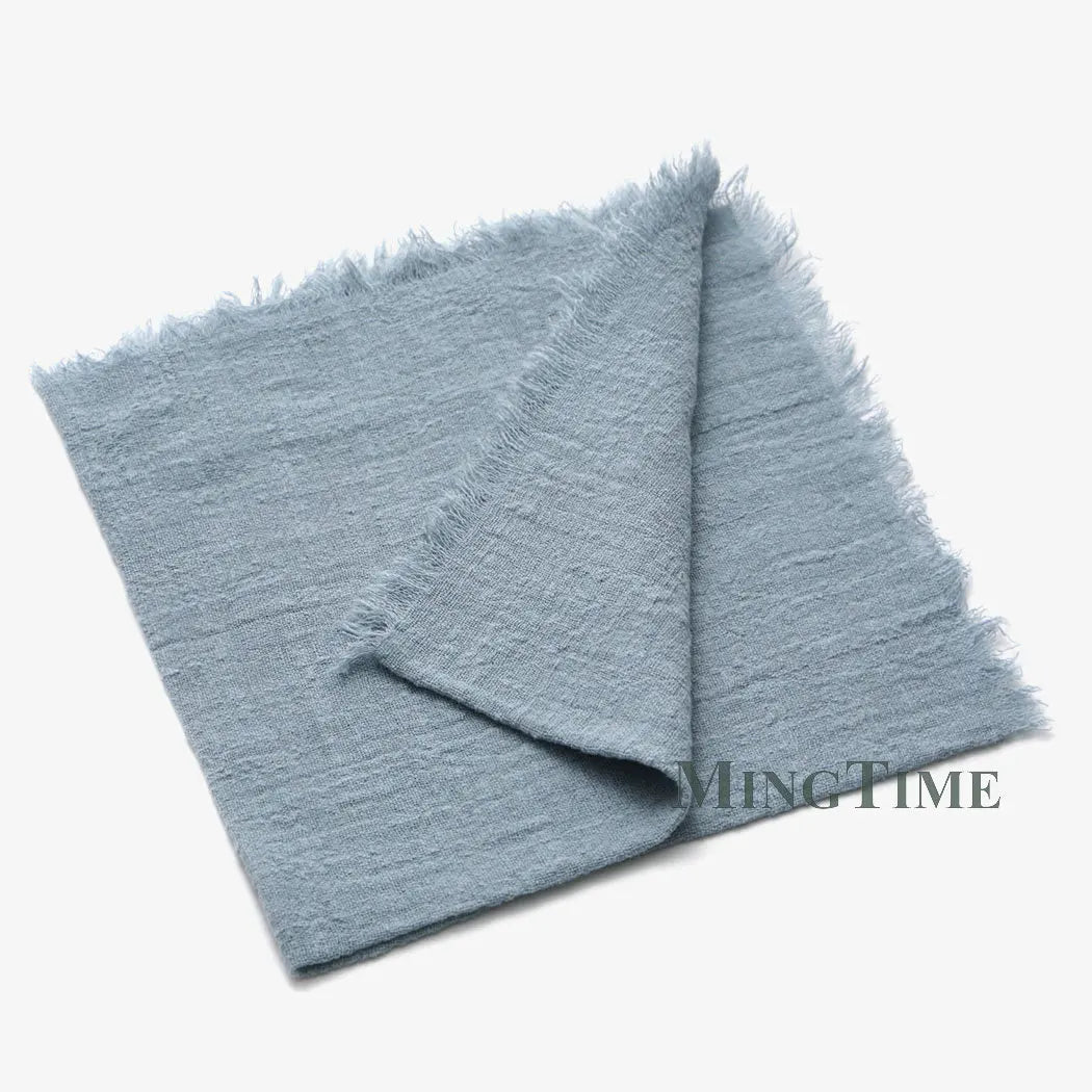 serviette table moderne gris rose pâle franges bord texture rugueuse opacité rustique