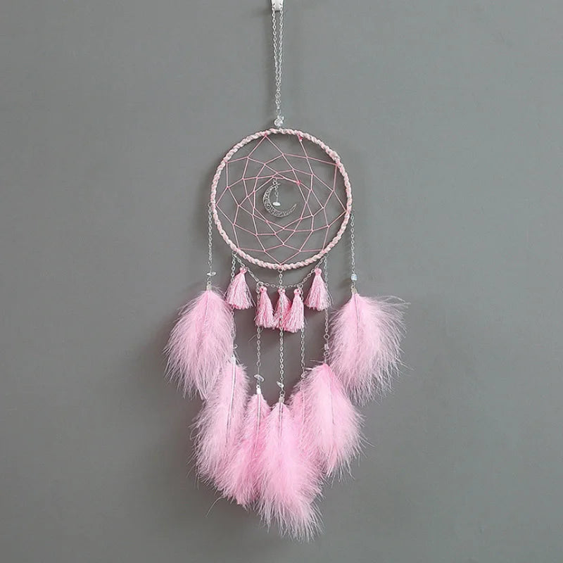 attrape rêves bleu clair gris plumes wicker boho chic chaines métalliques ornemental suspension décoration