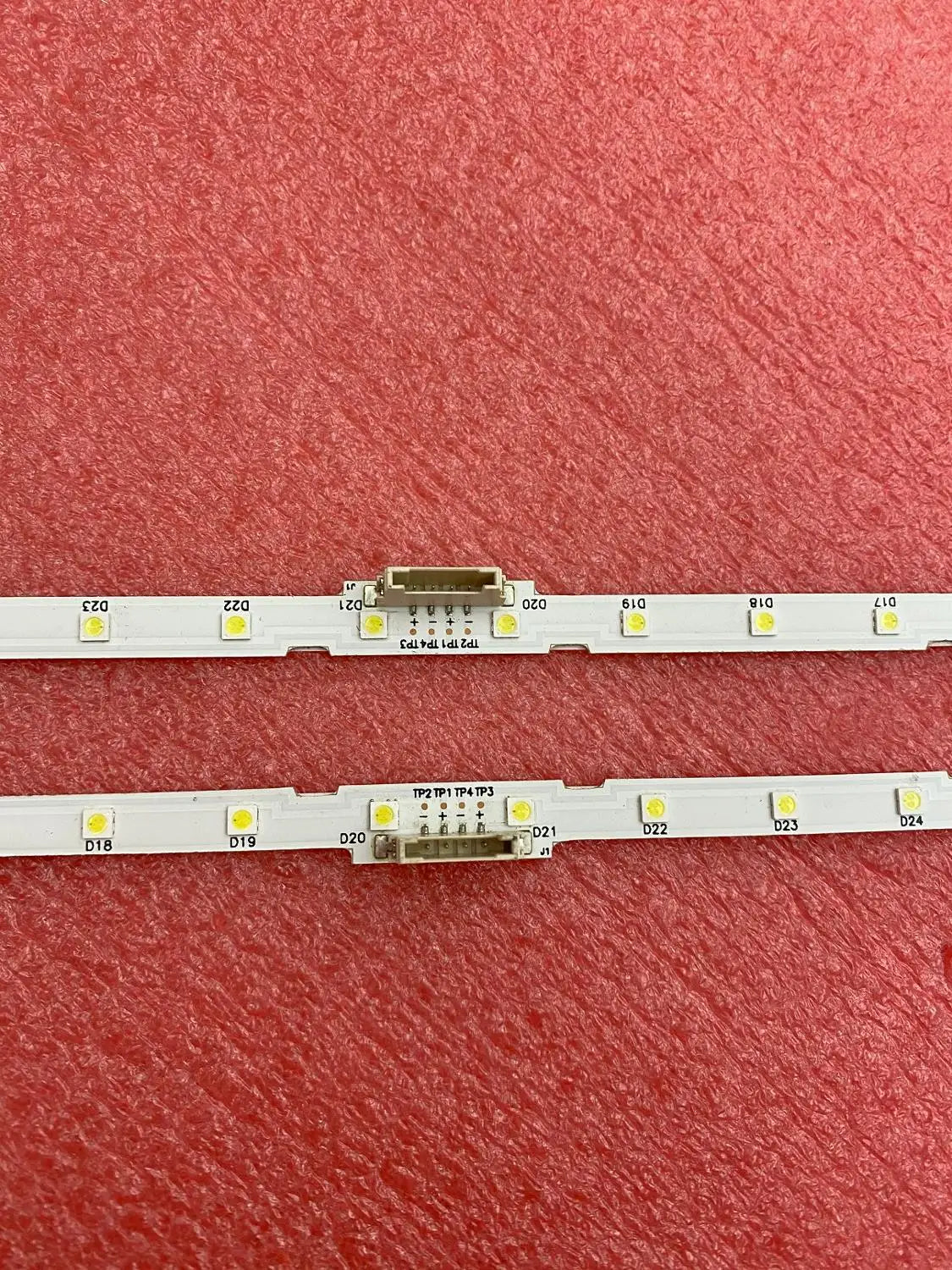 ruban led blanc téléviseur samsung smd connecteurs salon moderne