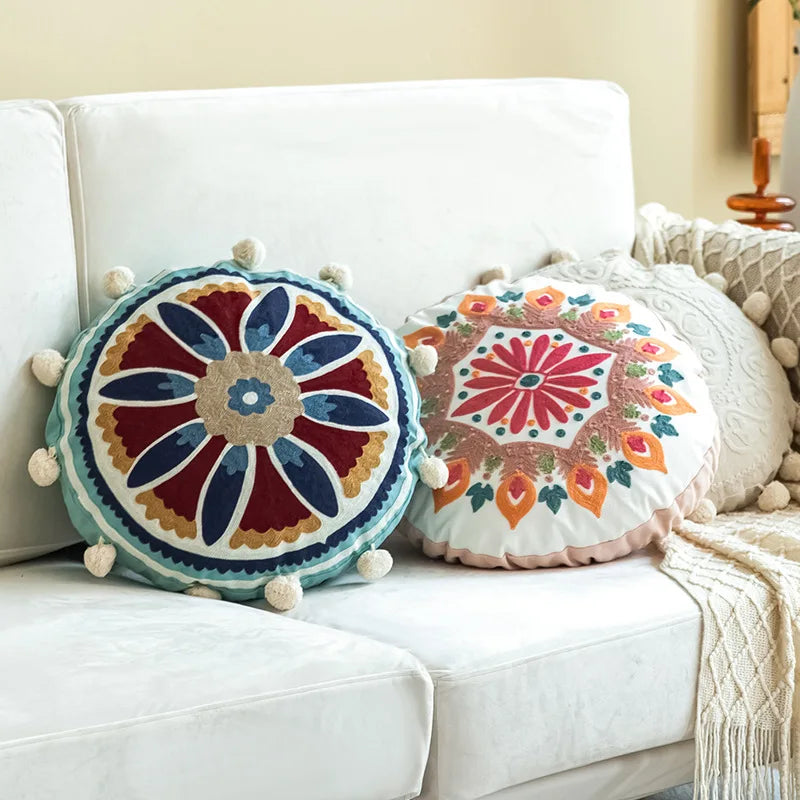taies d'oreiller rondes géométriques coton polyester pompons blancs ethnique bohocoration intérieure hôtelière hôpitalisée