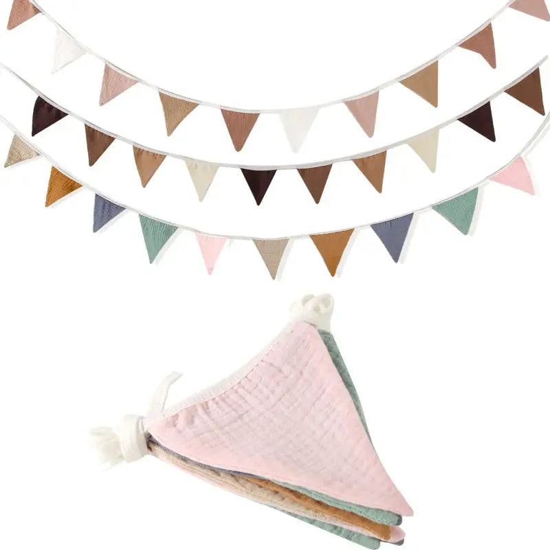 drapeaux triangulaires coton blanc beige rose vert marron plissés décoratifs rustiques fixations