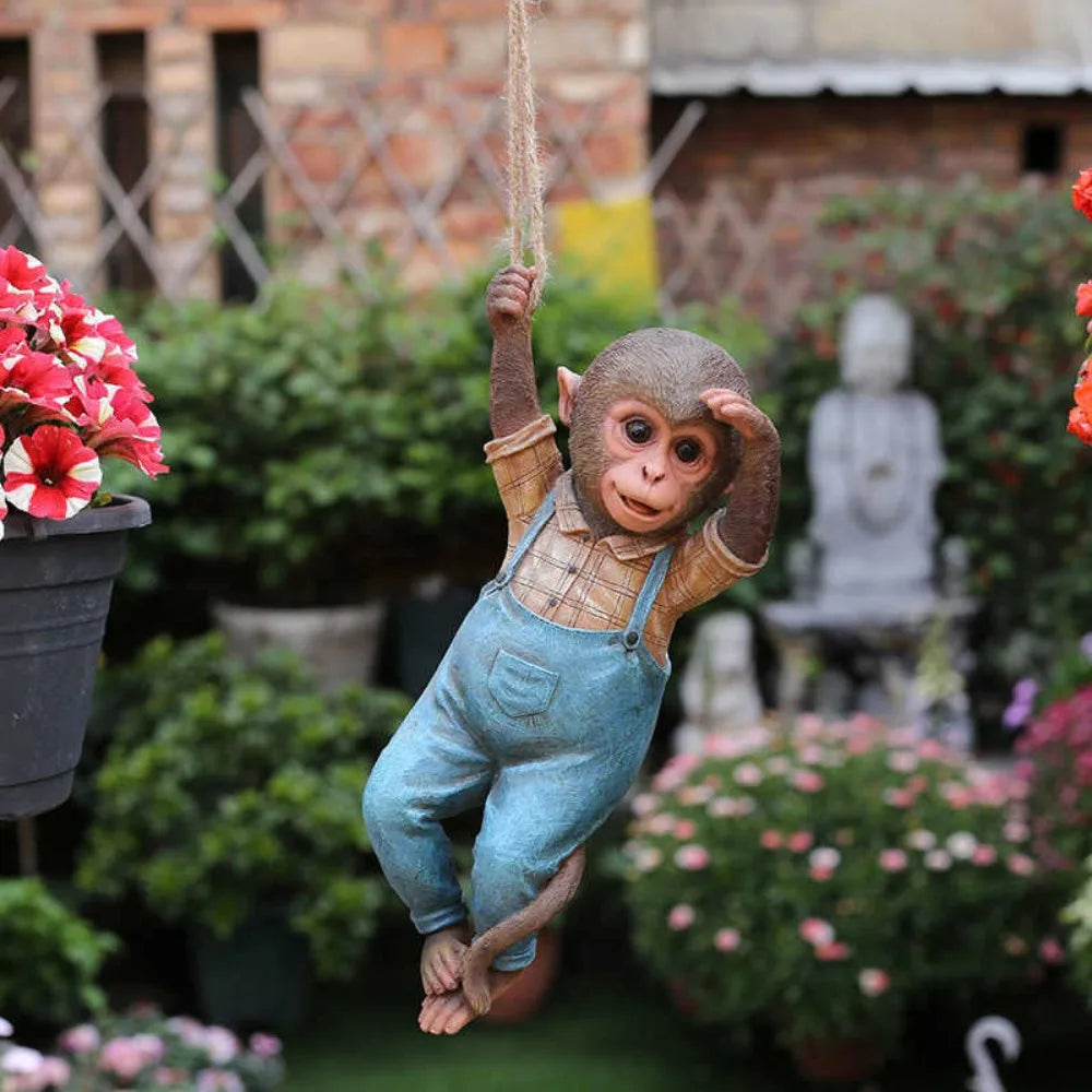 statue singe suspendu marron bébé chenille chemise carreaux décoration jardin extérieure animaux