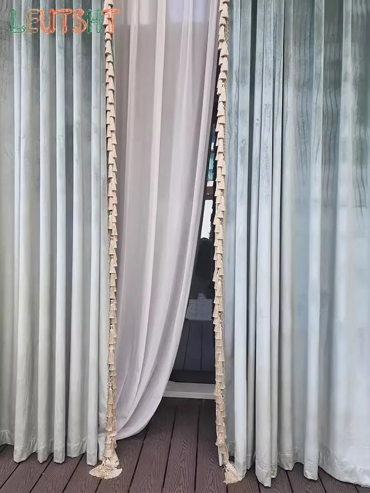 rideau velours bleu clair classique franges beige maison