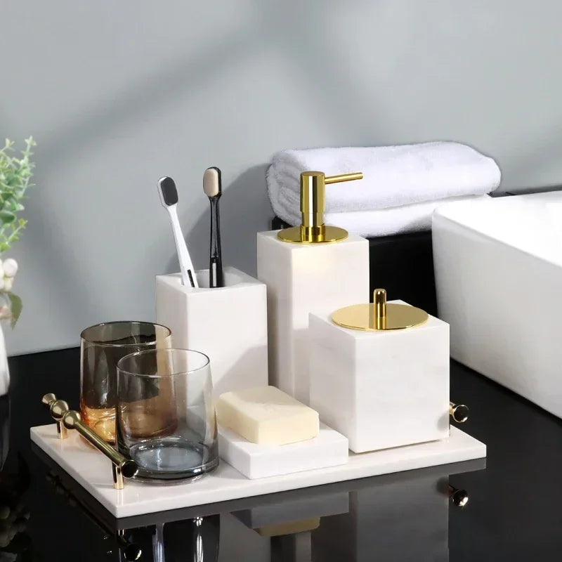 ensemble accessoires salle bain marbre blanc doré distributeur savon porte brosse savon