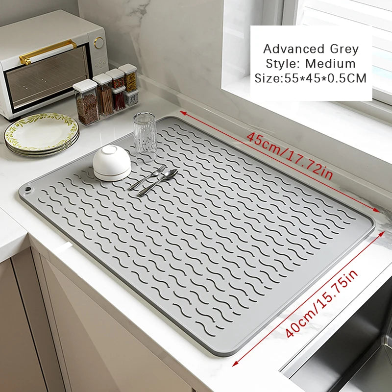 tapis cuisine silicone gris rayures ondulées moderne antidérapant assiettes cuillères verres bols
