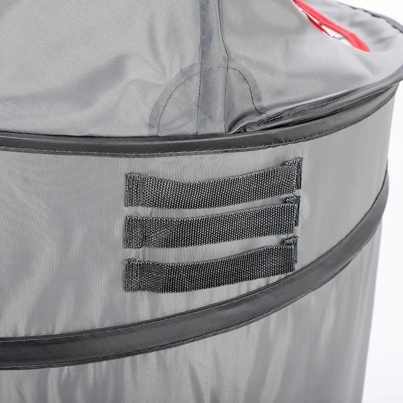 Panier plié montrant sa compacité pour rangement