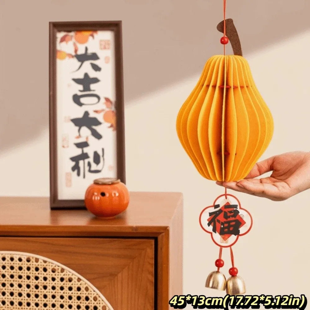 lanterne traditionnelle chinoise rouge mariage anniversaire noël papier plissé cloches dorées caractères chinois