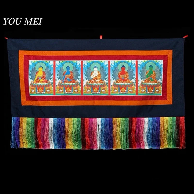 tapisserie murale bouddhiste motifs géométriques couleurs vives franges colorées art traditionnel decoration murale