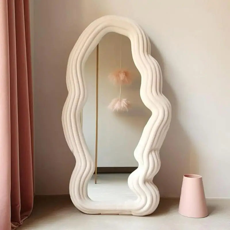 miroir mural moderne rose blanc forme organique ondulée fixe mur transparent decoration ludique