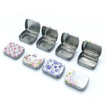 boîtes métal réutilisables fleurs motifs vintage noir blanc bleu rose vintage organisateur maison
