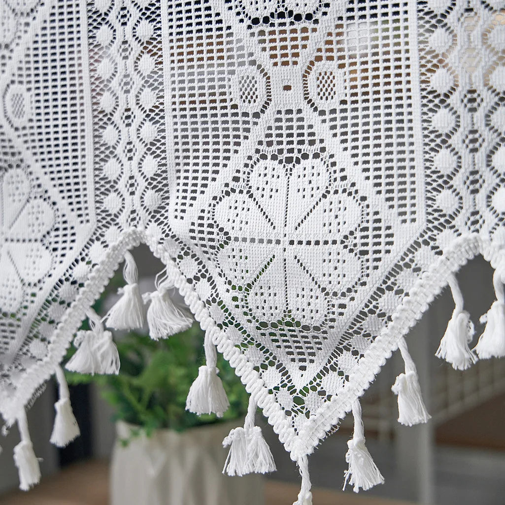 rideau vintage semi transparent brodé motifs géométriques tassellets blancs cuisine fenêtre polyester beigeclair