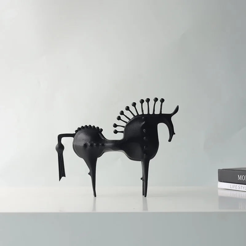 sculptures abstraites chevaux métal noir modernes maison 30cm 20cm texturées points sphères