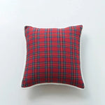 housses coussin décoratives noël motif tartan brodé rouge blanc traditionnel décoration intérieure