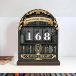 décoration bibliothèque miniature vintage suivi livres lus chiffres rotatifs bois floral doré salon chambre