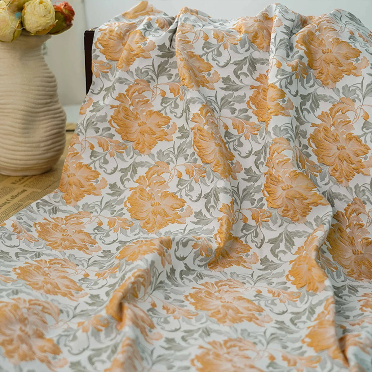 tissu imprimé fleurs grandes blanc orange gris classique vintage polyester résistant opacité bricolage couture