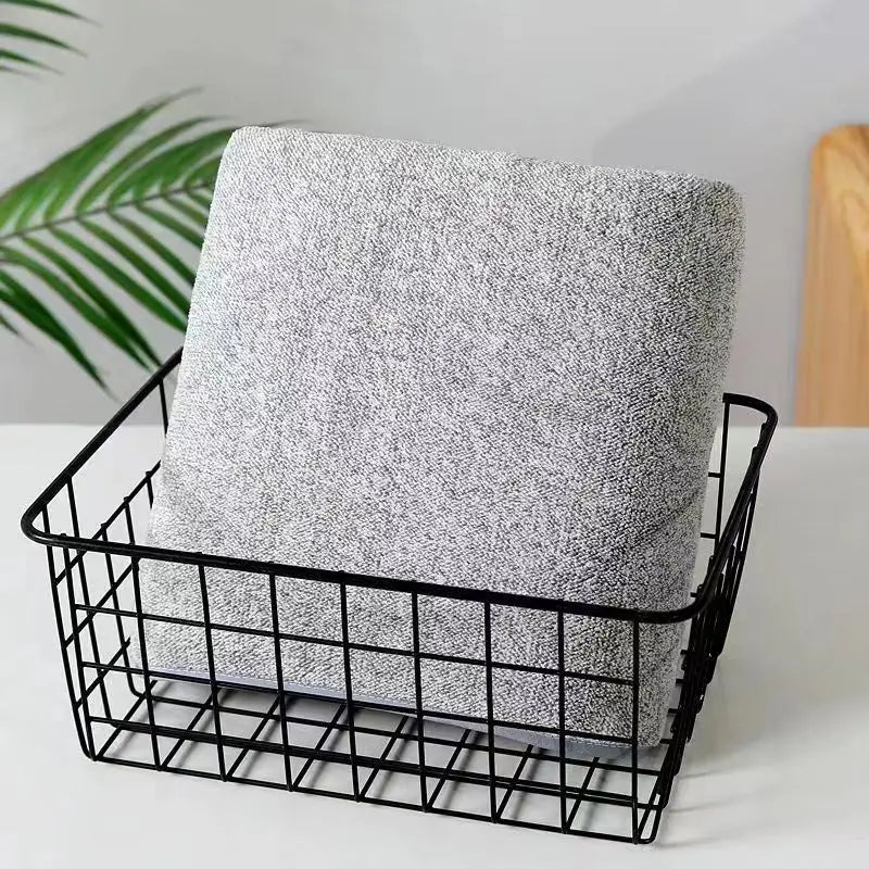 serviettes rayées bambou séchage rapide douces absorbantes gris clair moderne ensemble bain pliées