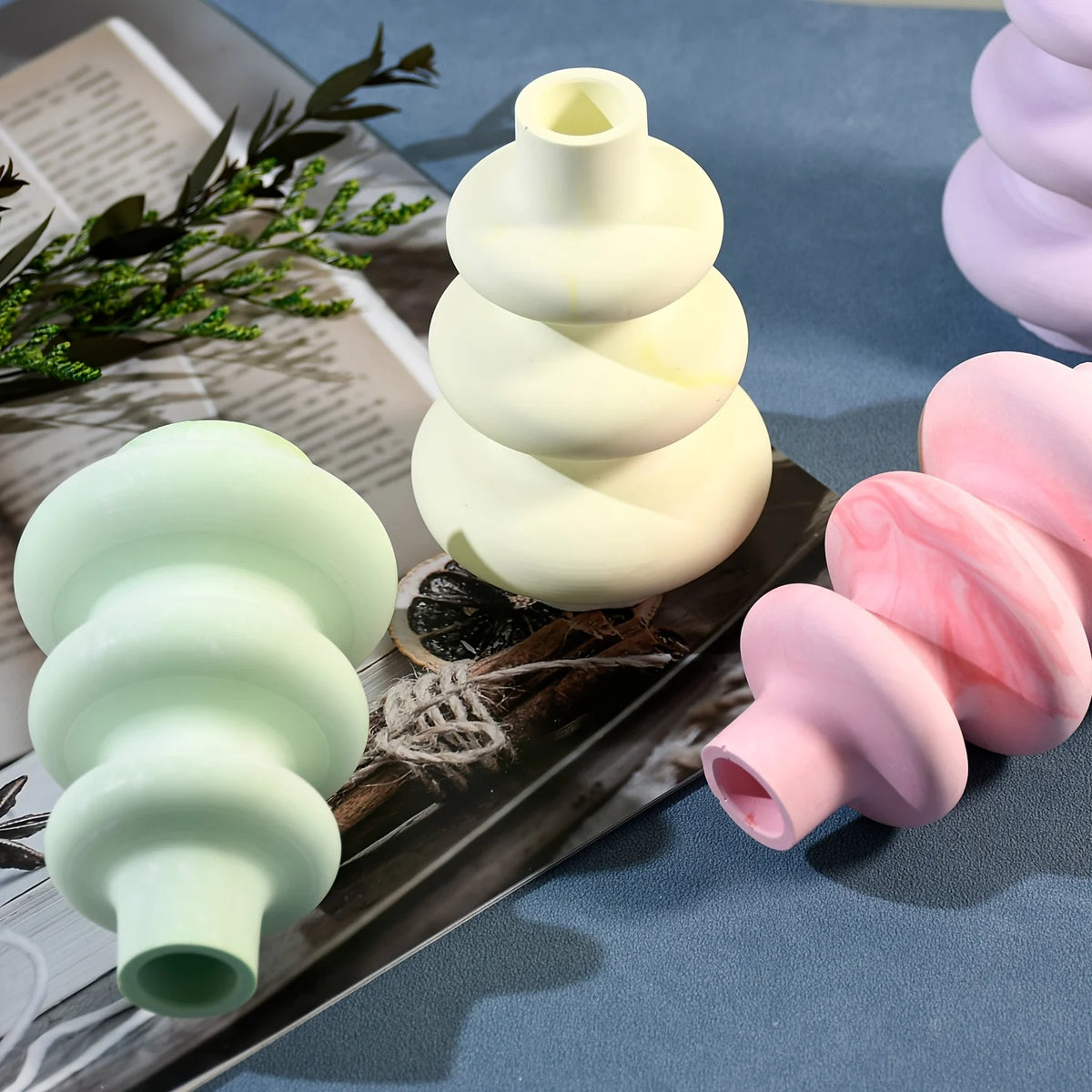 vases silicone blanc vert clair rose pâle spirale contemporain minimaliste